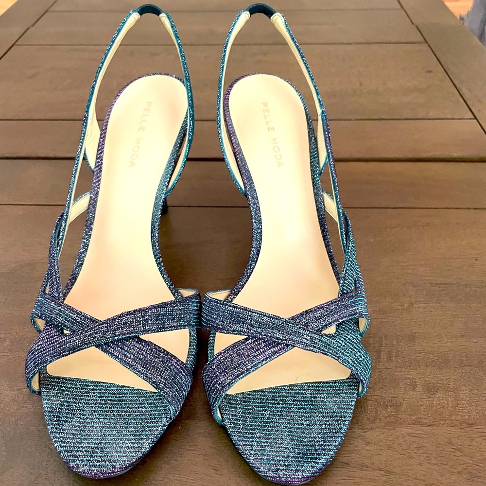 Pelle Moda Peep Toe Azure Heels